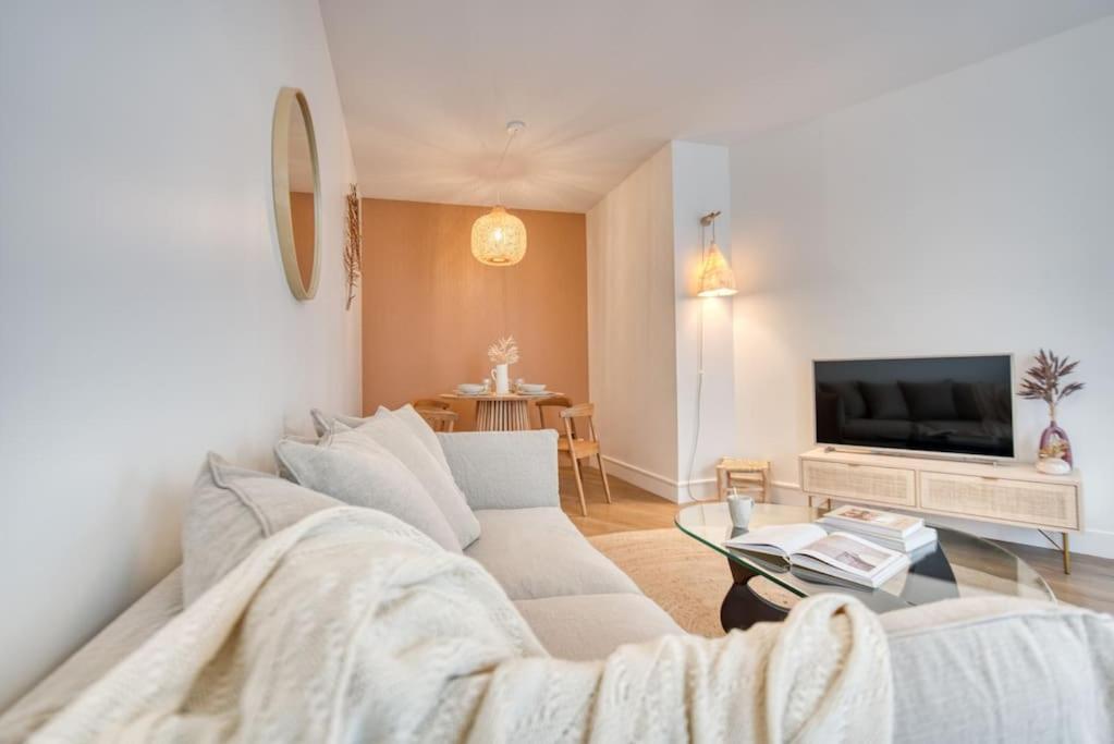 Superbe Appartement En Rdc Proche Marche Central لا روشيل المظهر الخارجي الصورة